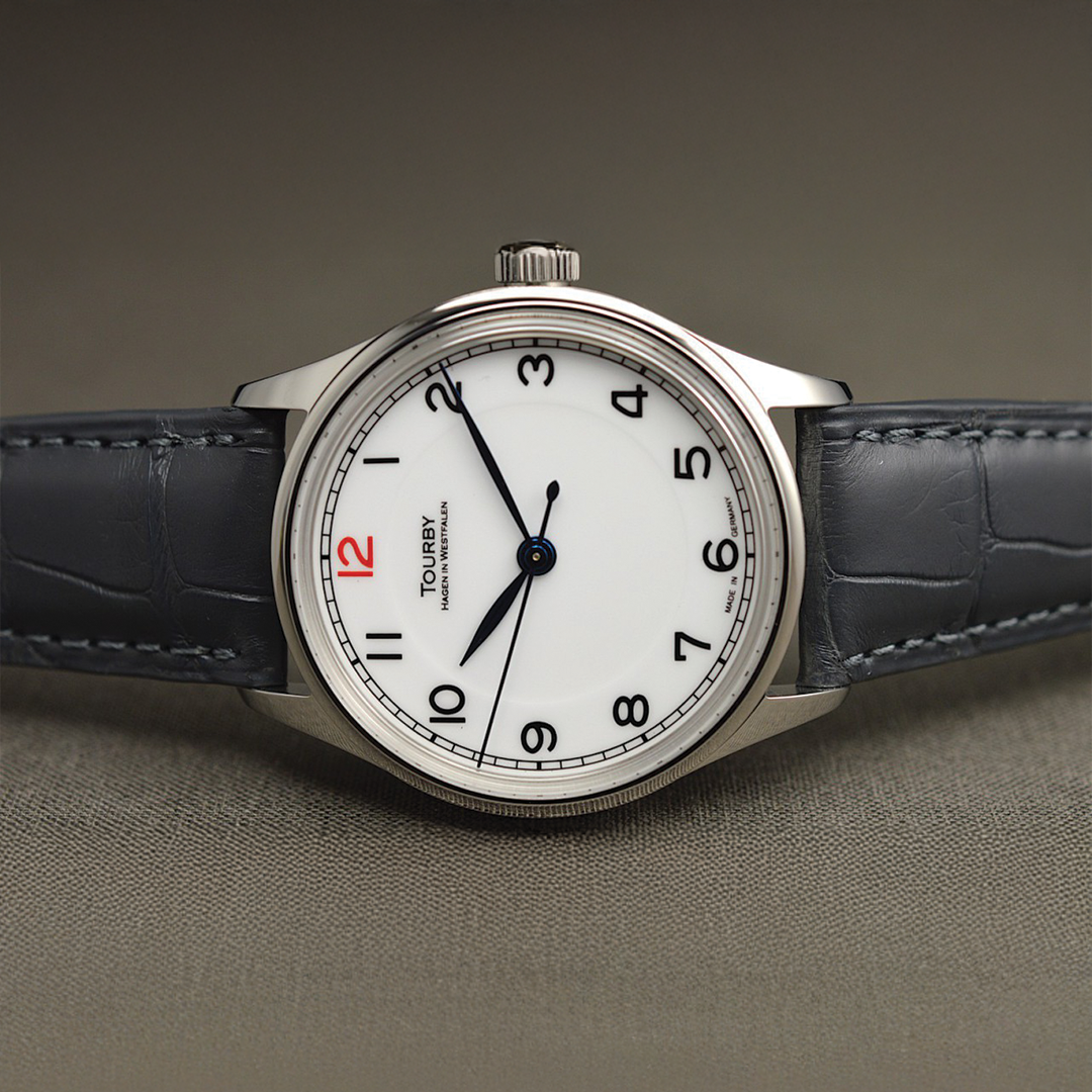 Marine Automatic Enamel AD 37