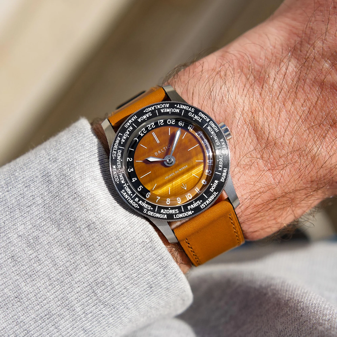 Worldtimer - Tiger Eye