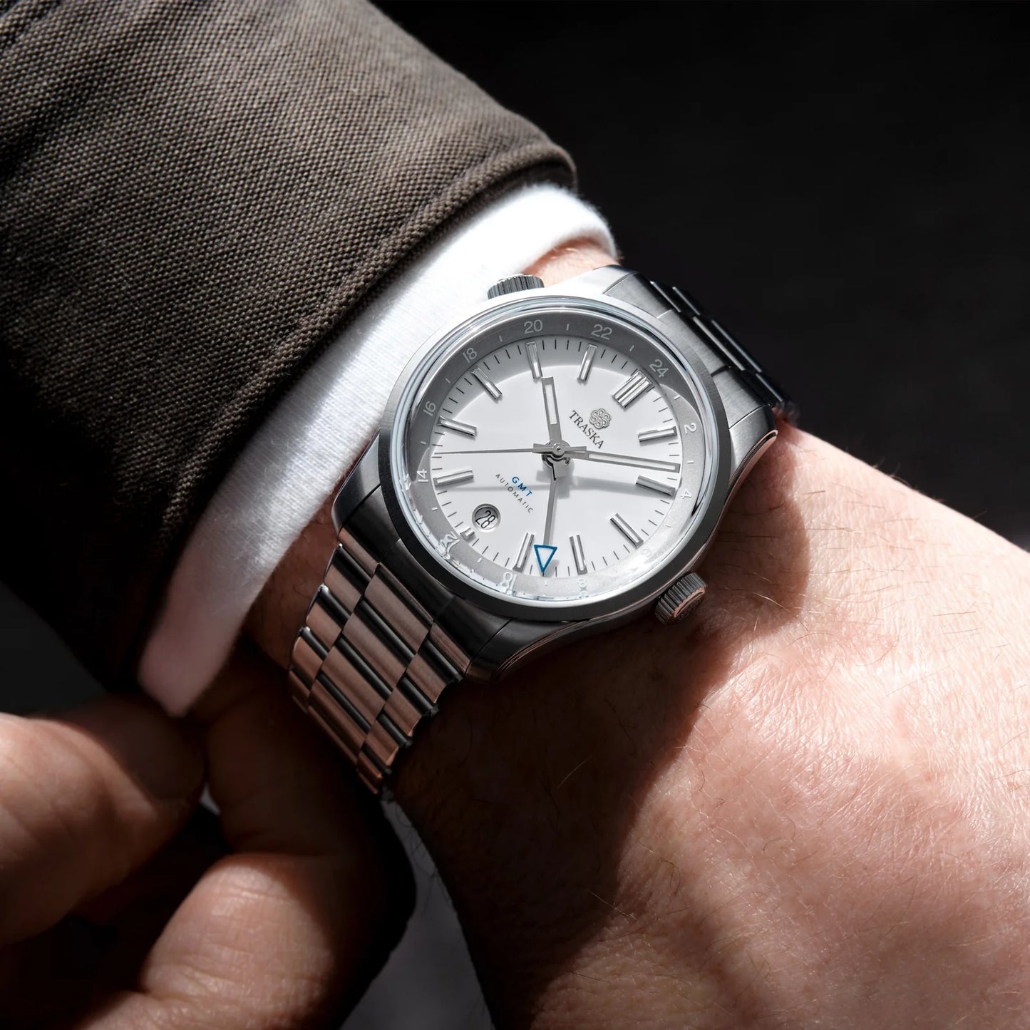 Venturer GMT Arctic White