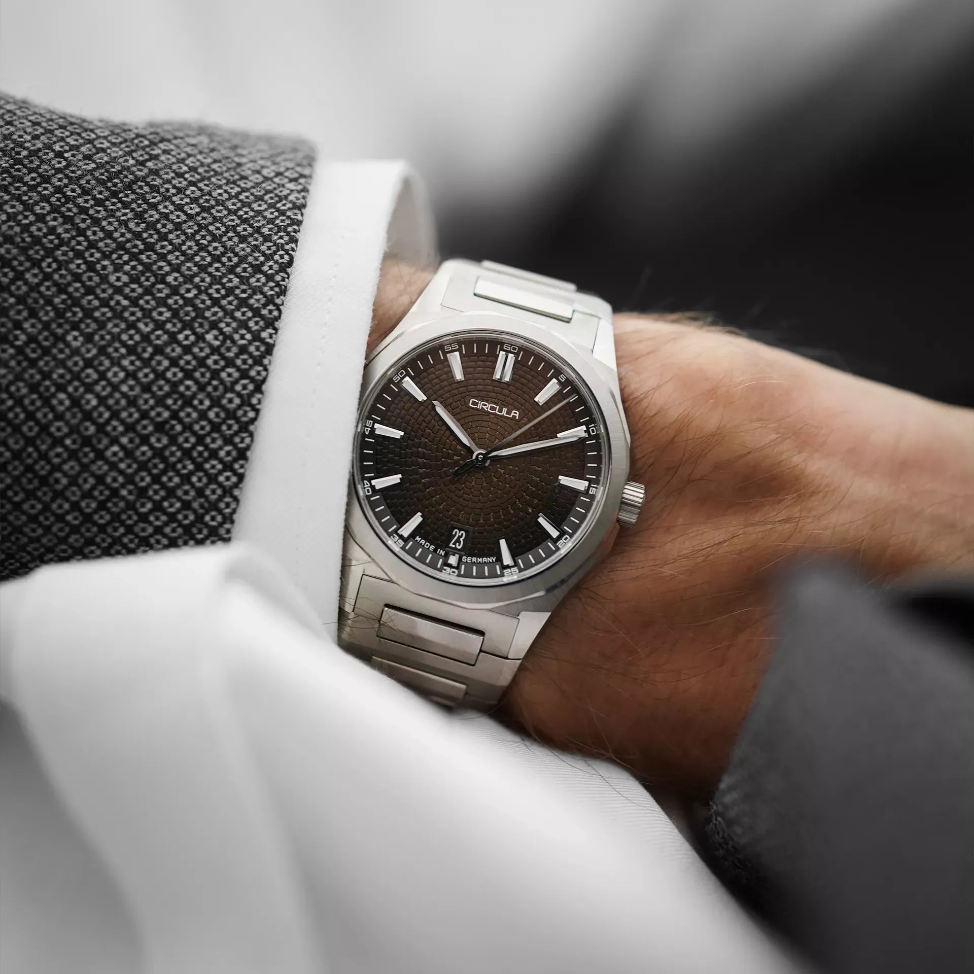 Facet Brown (Folding Clasp)